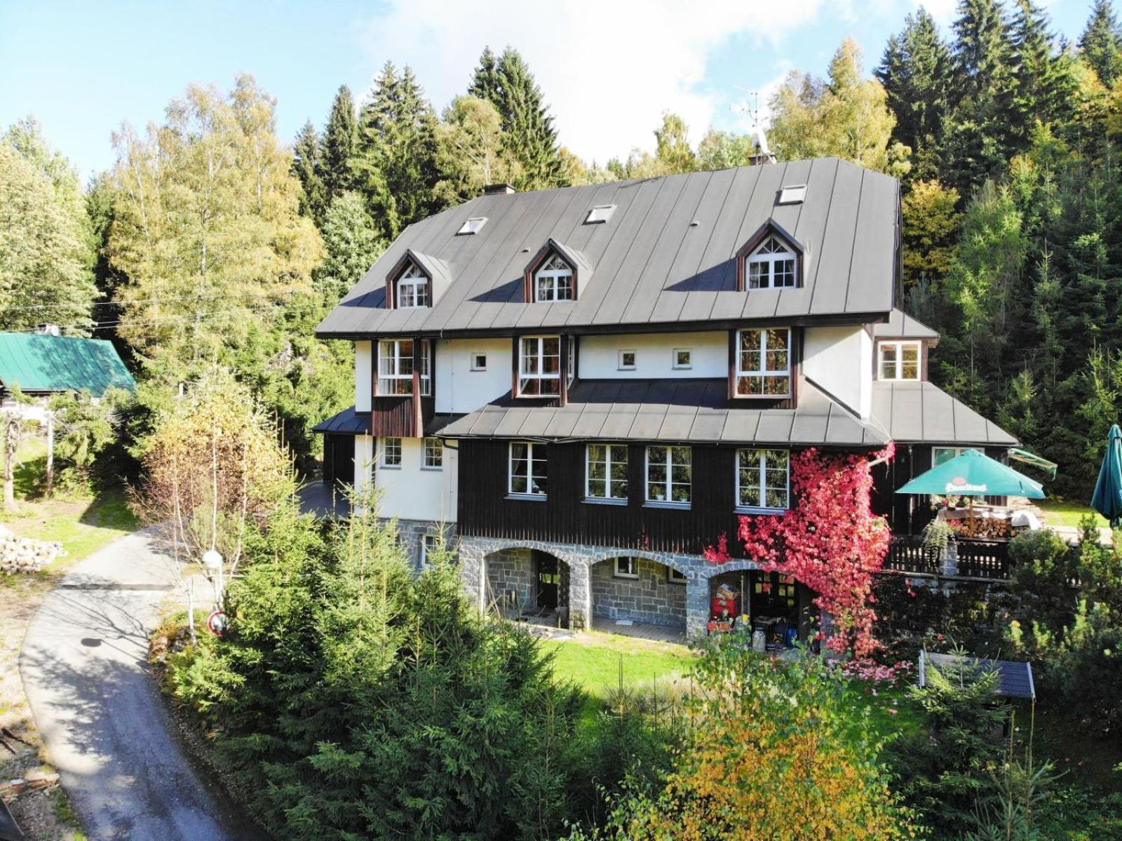 Hotel Konsel Ржички Экстерьер фото