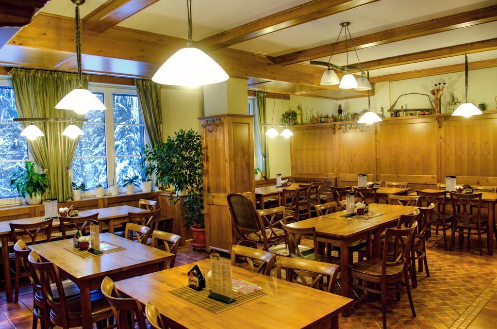 Hotel Konsel Ржички Экстерьер фото