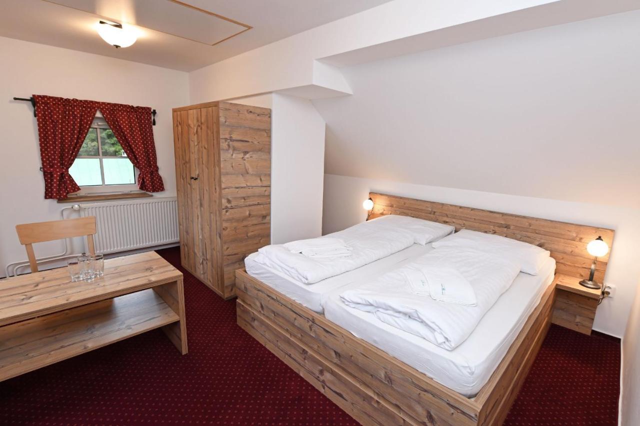 Hotel Konsel Ржички Экстерьер фото